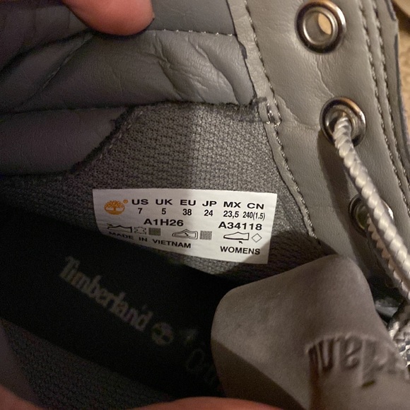 Timberlands - Picture 3 of 6